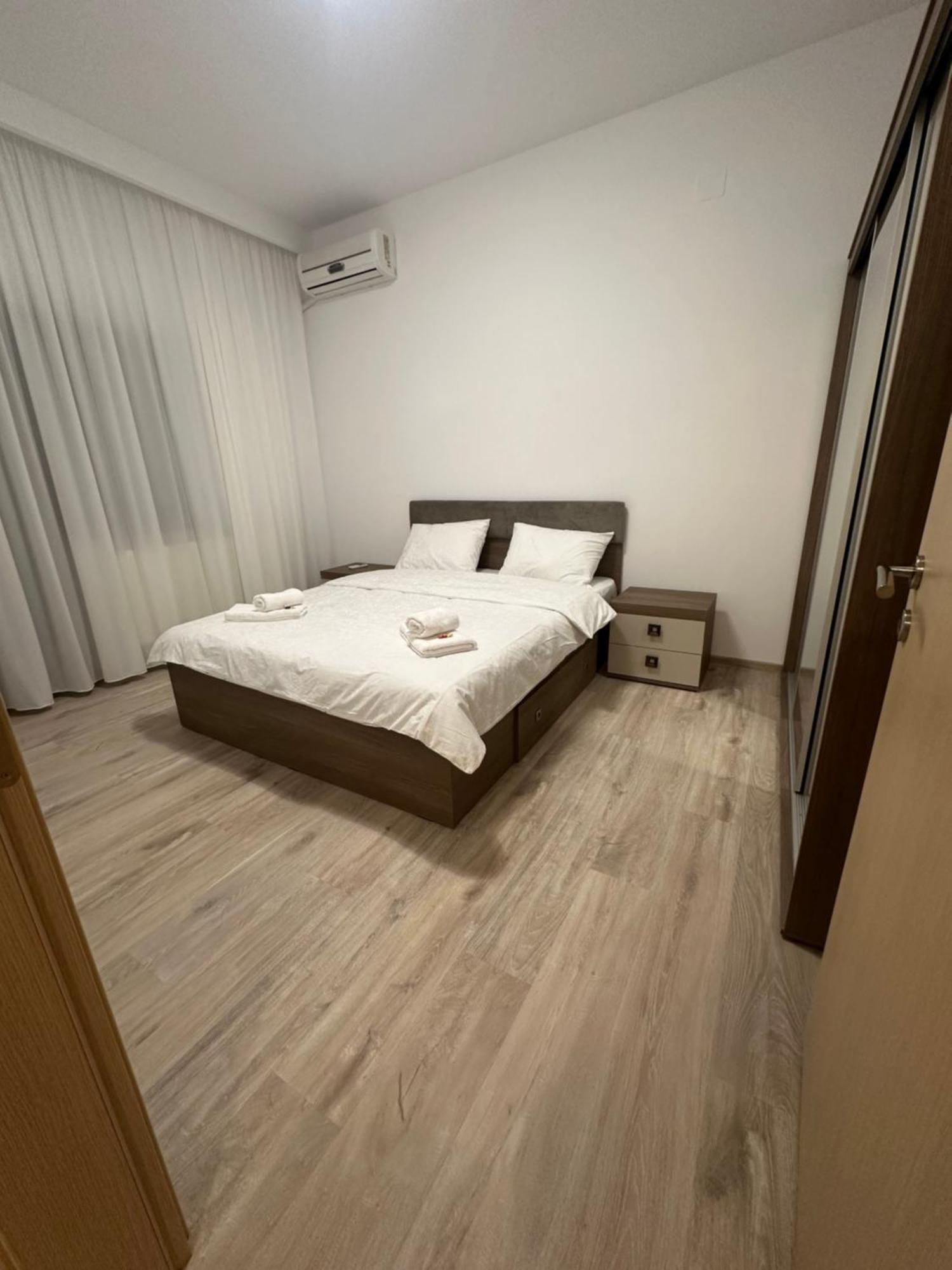 Basarabiei 15 Apartment